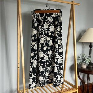 Floral Pattern Black Skirt